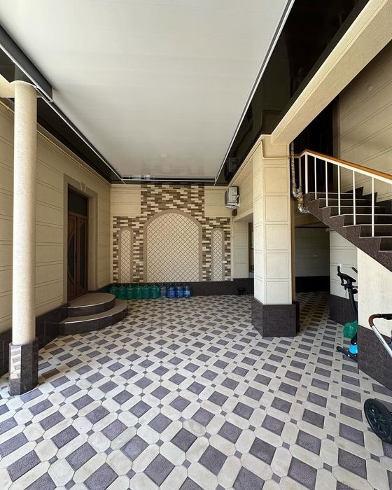 Uchastka 4 sotu 6 xona