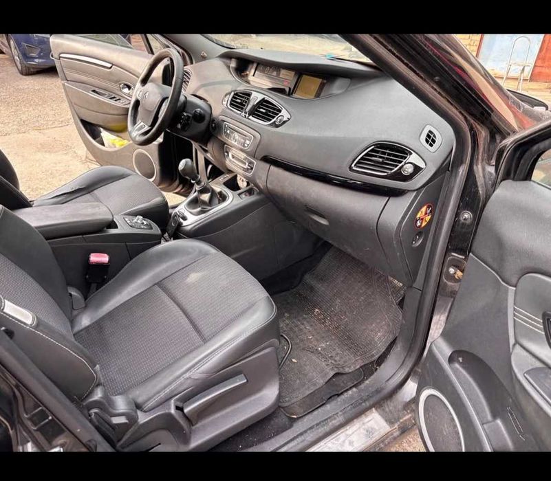 Reno Grand Scenic 1.5dci 2012g