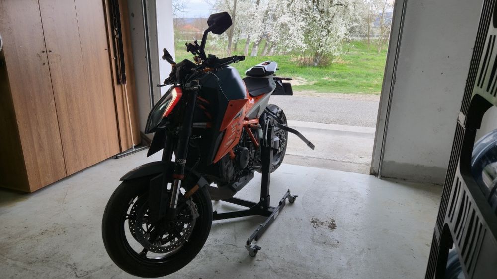 KTM 1290 Super Duke R
