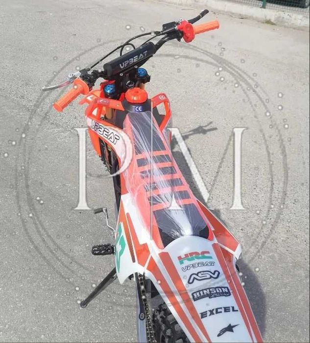 Четиритактов кросов мотор 125 кубика. Кросак 125cc. Нов