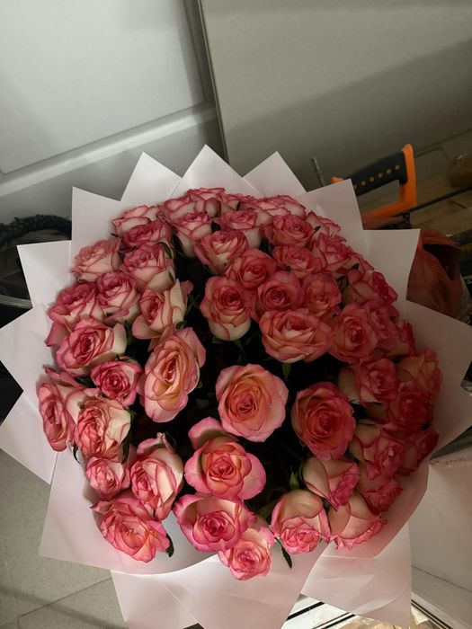 51шт розовые розы