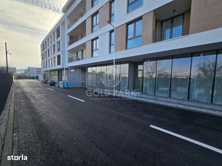 Spatiu Comercial - Floresti/Eroilor - Vitrina / TRAFIC PIETONAL