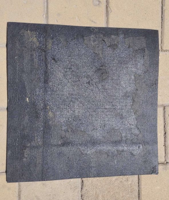 Продам ковролан б/у 50х50 см по 50 тг/шт