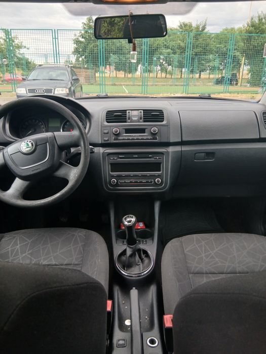 SKODA Fabia 2012 — imagine 3