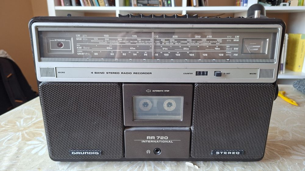 Grundig RR 720 радиокасетофон РАБОТЕЩ