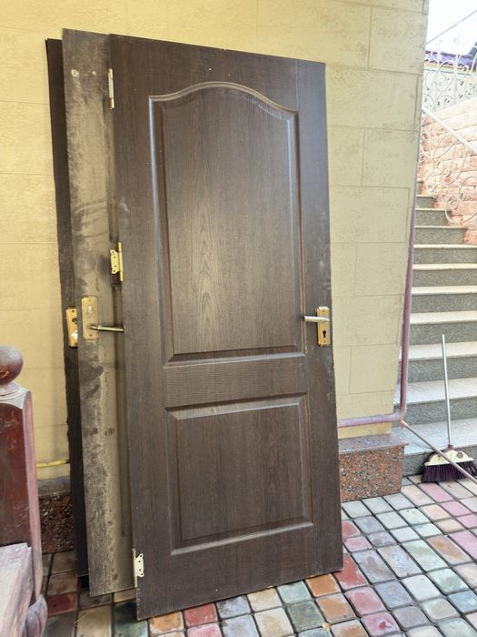 Межкомнатные двери б/у — 2500 ₸/шт