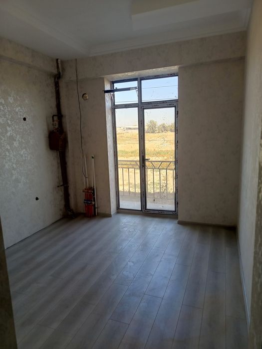 Продаётся квартира хасанбай