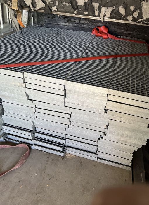 Trepte galvanizate