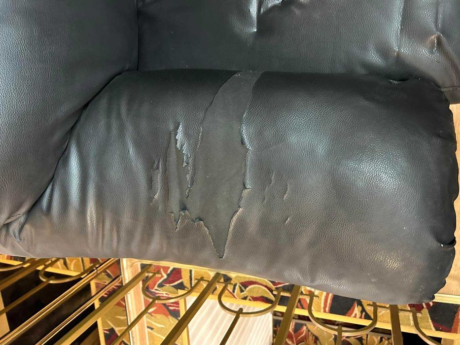 диван и холна маса