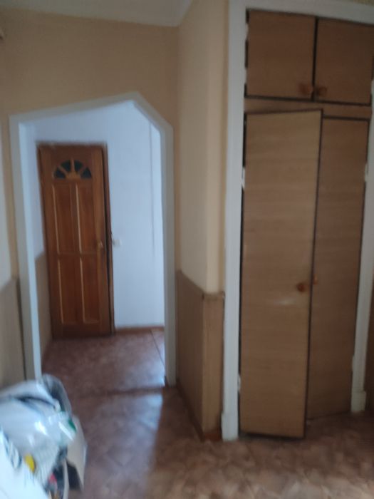 Продам трёхкомнатную квартиру