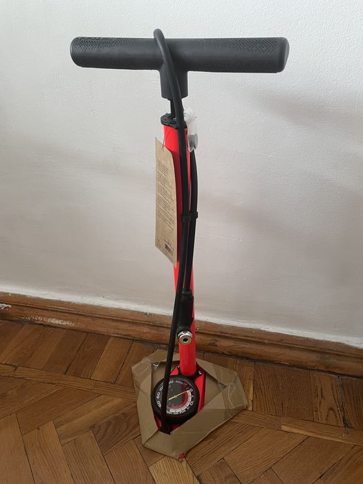 Насос для велосипеда  новый Specializeo