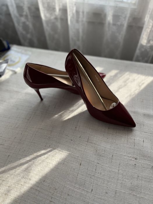 Pantofi Stiletto Rosu marimea 39