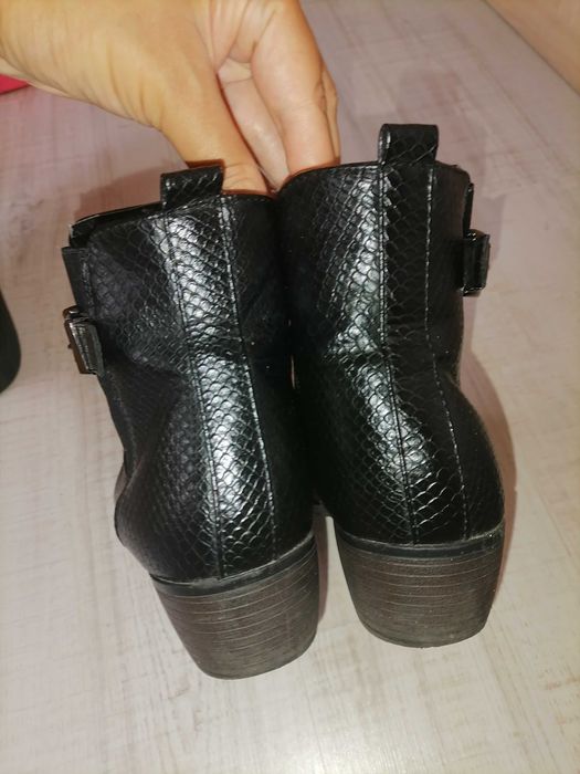 Дамски зимни боти