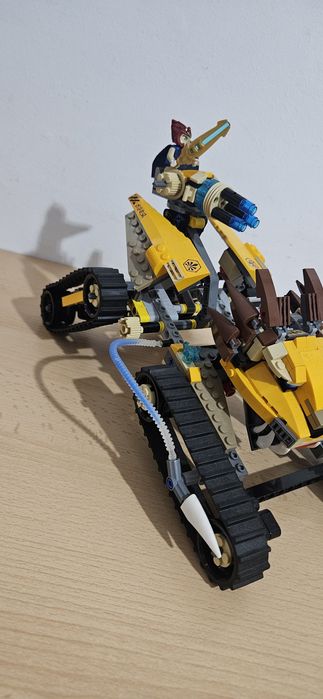 Lego chima vehicul Laval