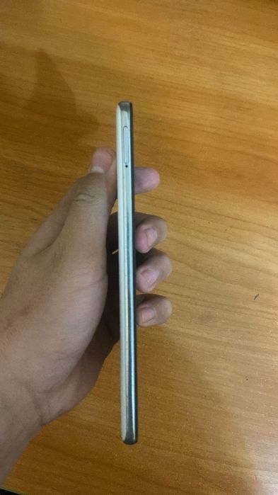 Продам Телефон Samsung Galaxy A51