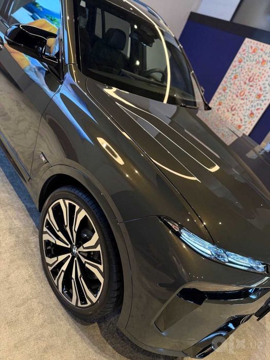 Продам новый BMW X7 M60 FULL в наличии ! c гарантией !