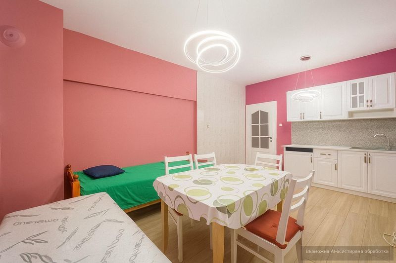 Двустаен апартамент под наем в Център