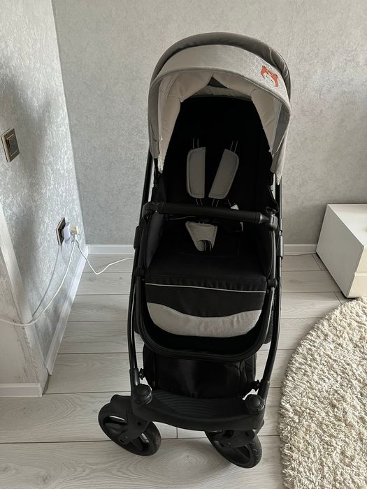 Детская коляска.