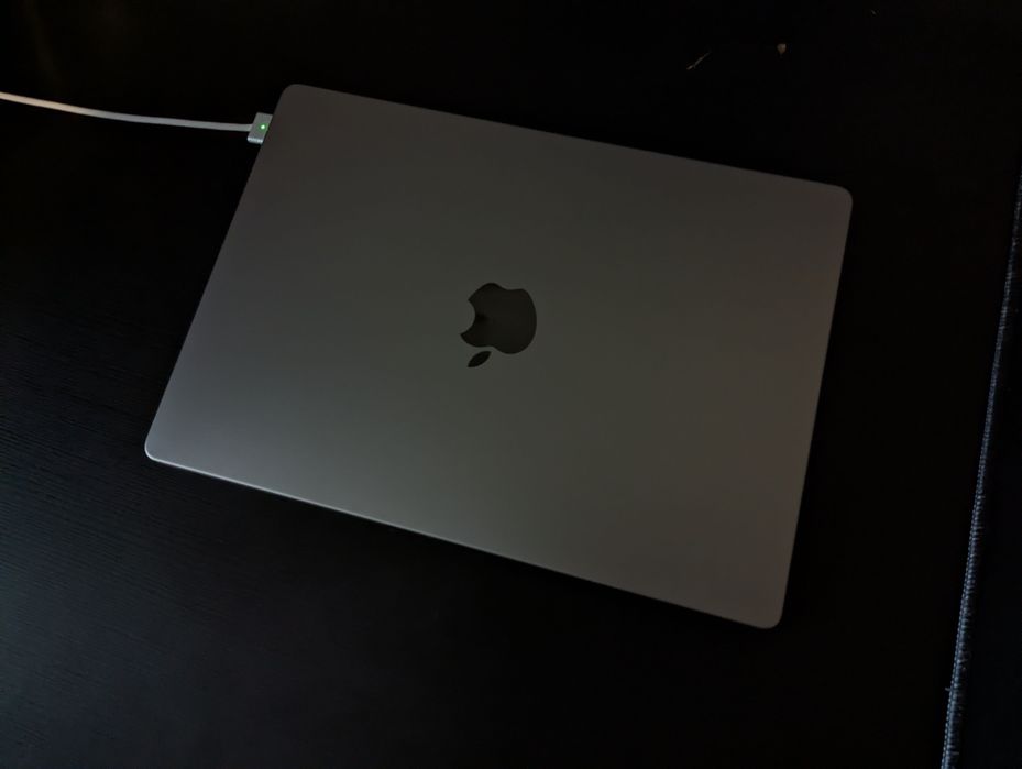 MacBook Pro 14 M1 Pro, 16 ГБ / 500 ГБ