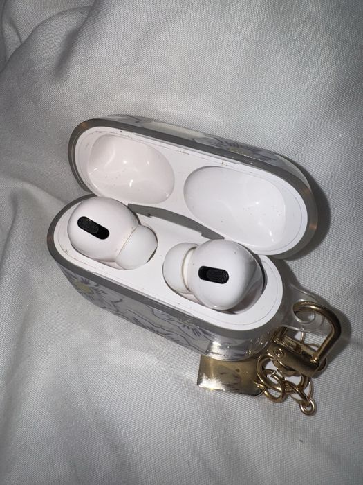Apple Airpods Pro(MagSafe)-Stare Impecabila,Puțin utilizate+accesorii