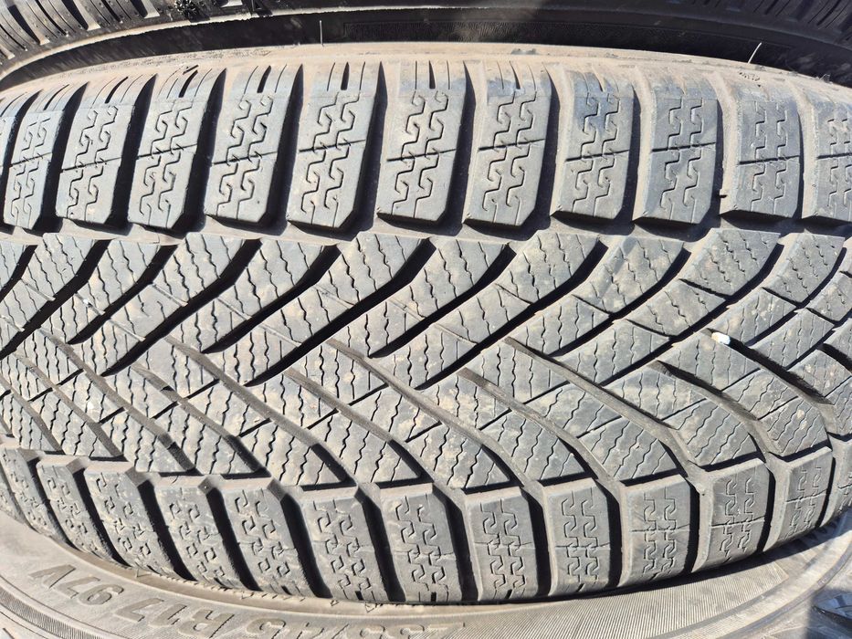 2 Anvelope M+S - 205/55/17 - FALKEN - CA NOI - DOT 2023 !