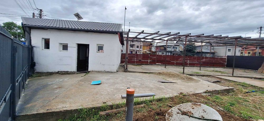 Constructie si teren 300mp in oras