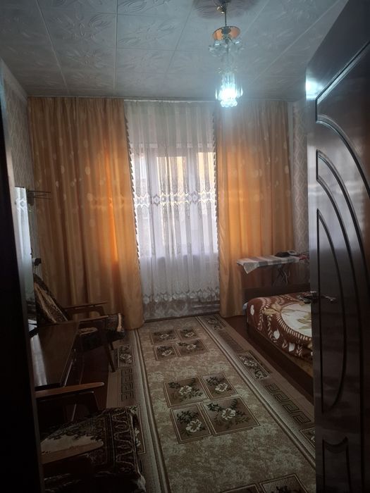 Продаётся 2х комнатная квартира.