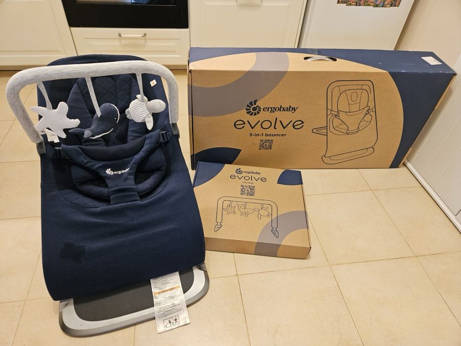 Ergobaby Evolve 3-в-1 и рамка с играчки