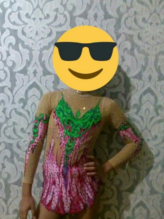 Продам гимнастически костюм