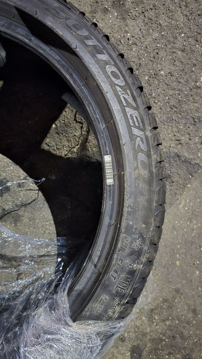 275 35 r19 iarna Pirelli Sottozero 3 RSC Moe