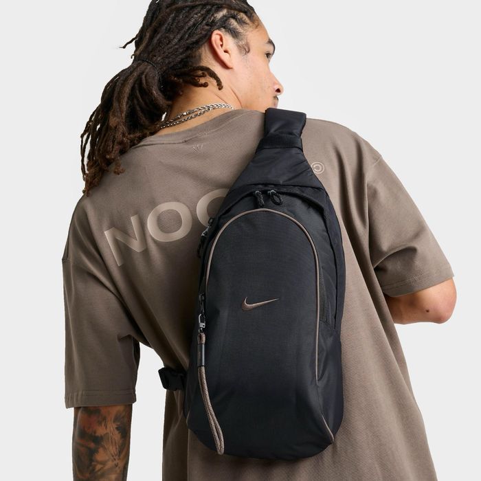 Сумка Nike 8 л черный