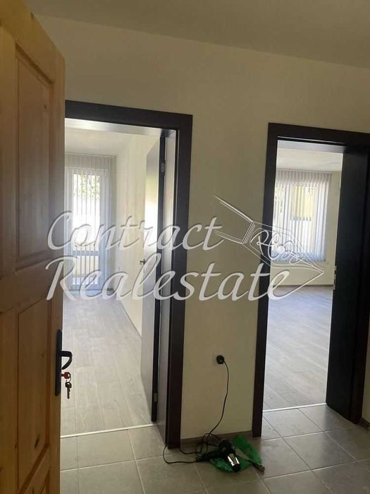 Дава се под наем Офис в Варна, Колхозен пазар - 55 кв.м за 331.5 € - Снимка #2