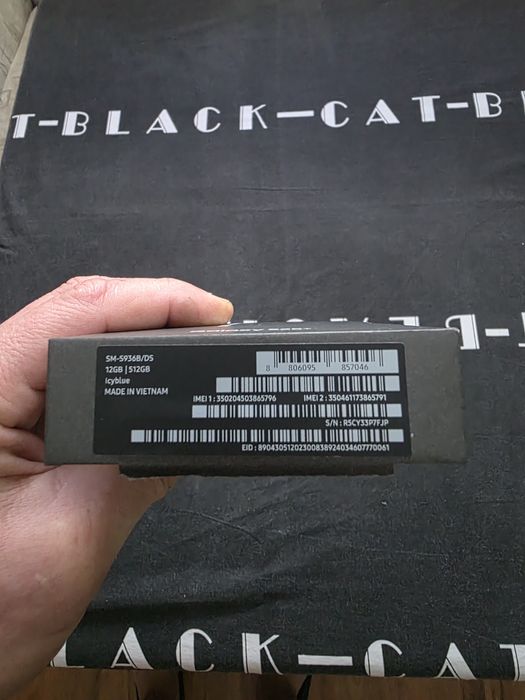 samsung S25 plus 512gb.