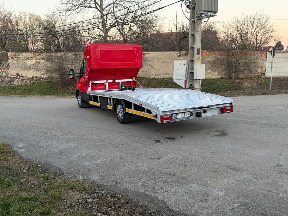Iveco Daily  Autoplatforma 2021 35s18