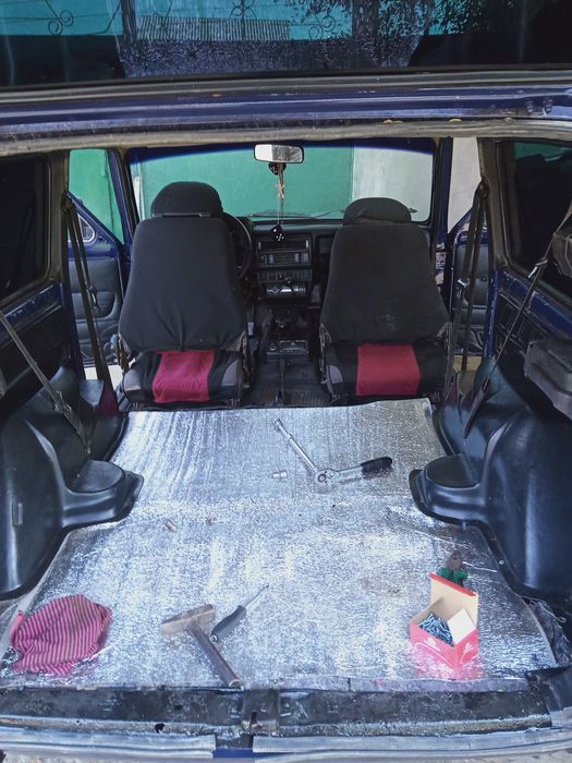 Нива сатылады 1999