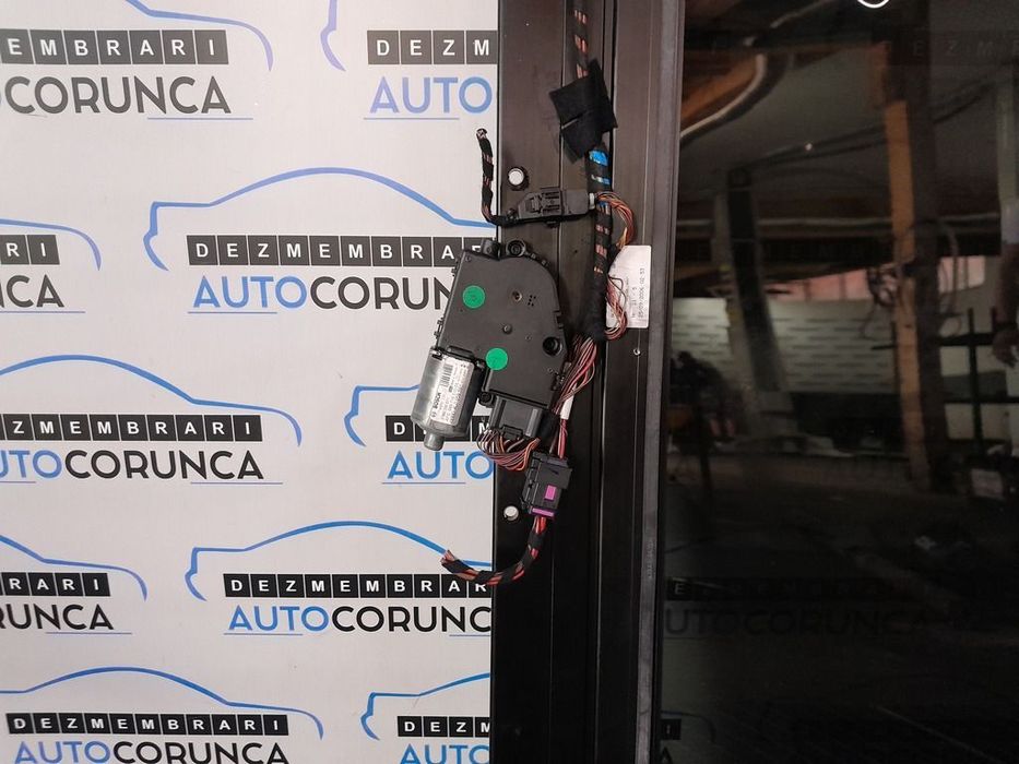 Plafon panoramic AUDI Q7 2005 - 2009 SUV 4 Usi (978)