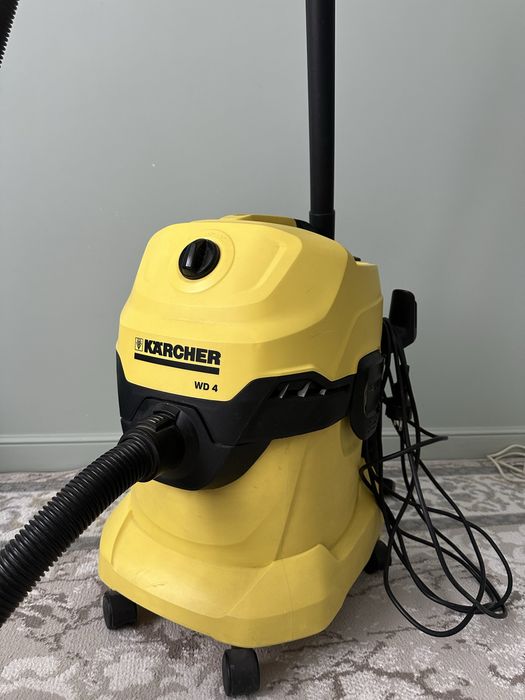 Пылесос KARCHER WD-4