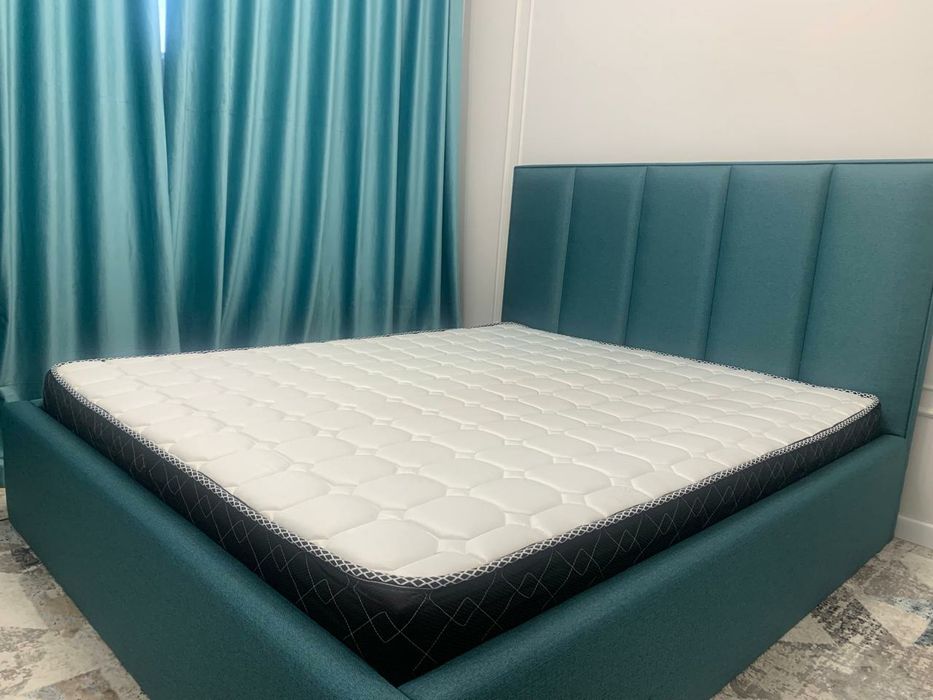 Двух спальная кровать