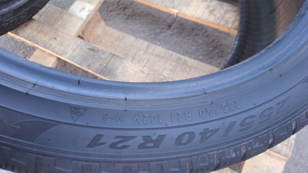 2бр. 255/40/21 Pirelli Scirpion Winter