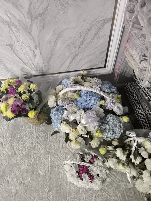 Цветы б/у свежие
