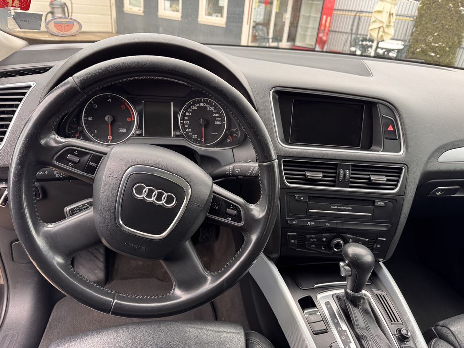 Vand Audi Q5 quattro -automat