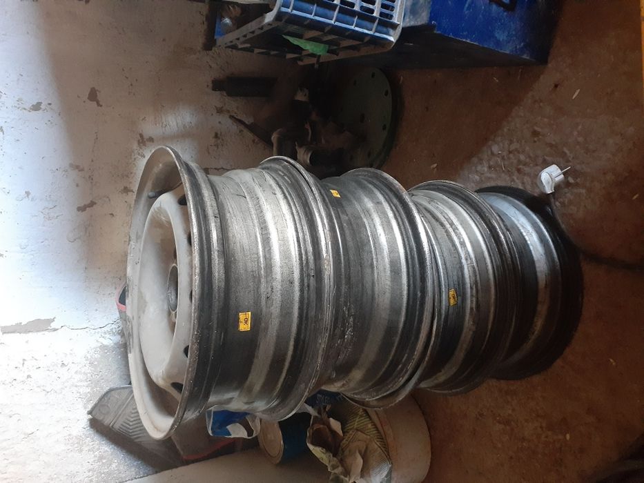 Диски на хюндай стайрэкс.