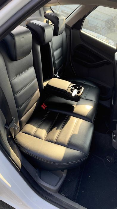 Fata completa/Piese Ford Focus 2 Facelift 2.0 TDCI POWERSHIFT