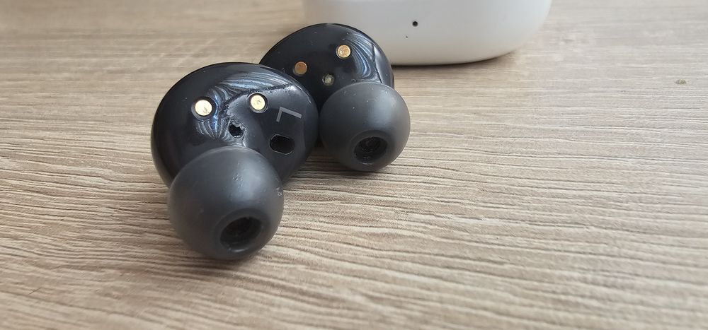 Samsung galaxy buds2