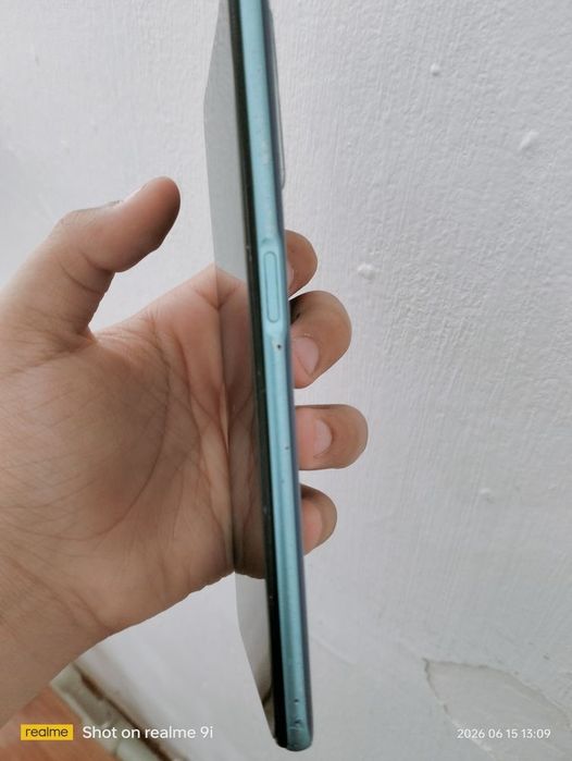 Срочно продам телефон Realmi 9i