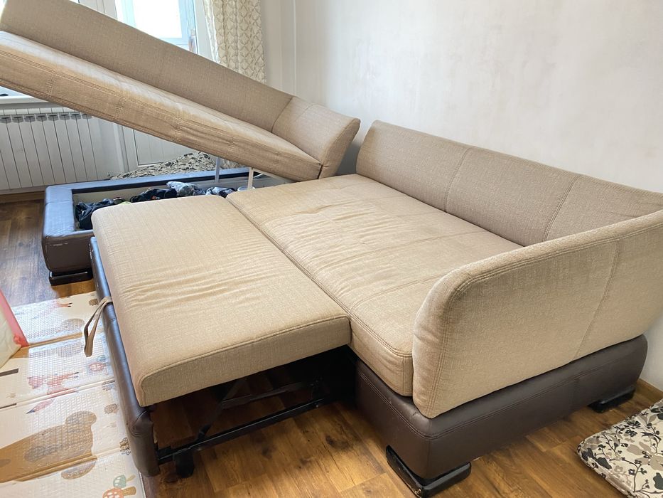 Большой прочный диван 3.0х1.9м