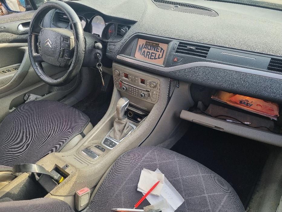 Dezmembrez citroen C5,an 2008,motor 2,7 HDI