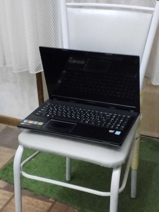 i5-4200M \\ 4-ЯДЕР \\ LENOVO \\ Azu-6 GB \\ HD-1000 GB \\ Ek-15.6IPS