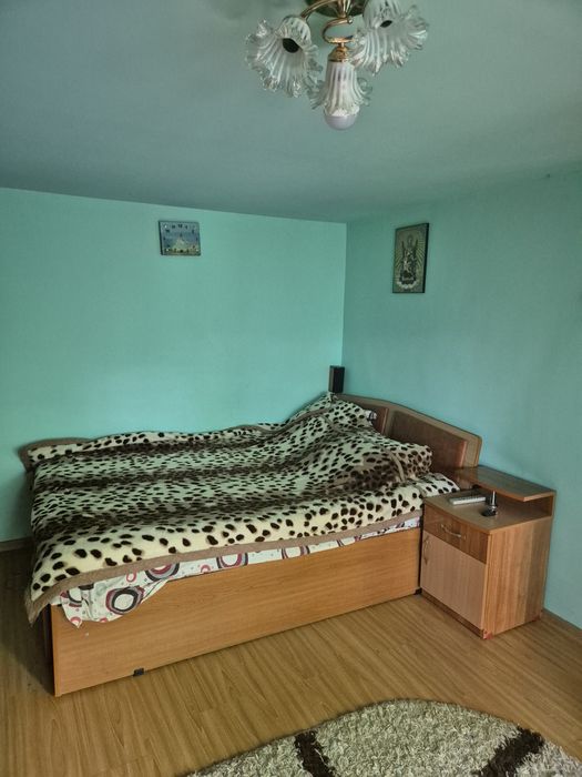 Vând casă complet mobilată,  în Sângeru,  județul Prahova.