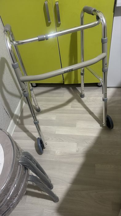 Взрослый ходунок